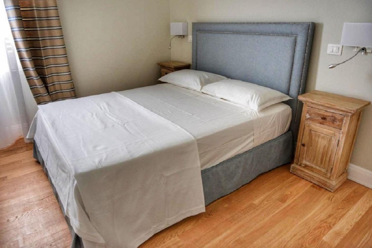 Domus D'Angelo B&B Формия Экстерьер фото