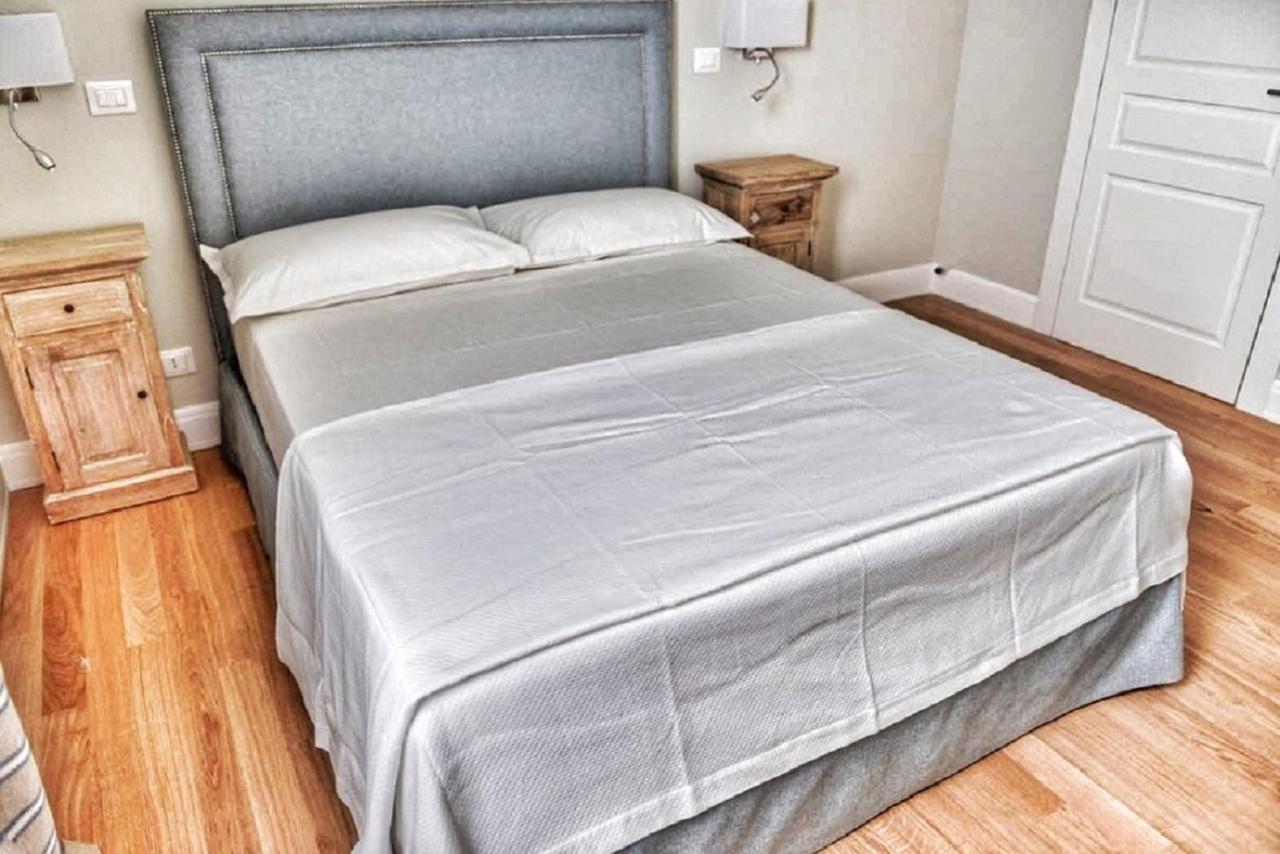 Domus D'Angelo B&B Формия Экстерьер фото