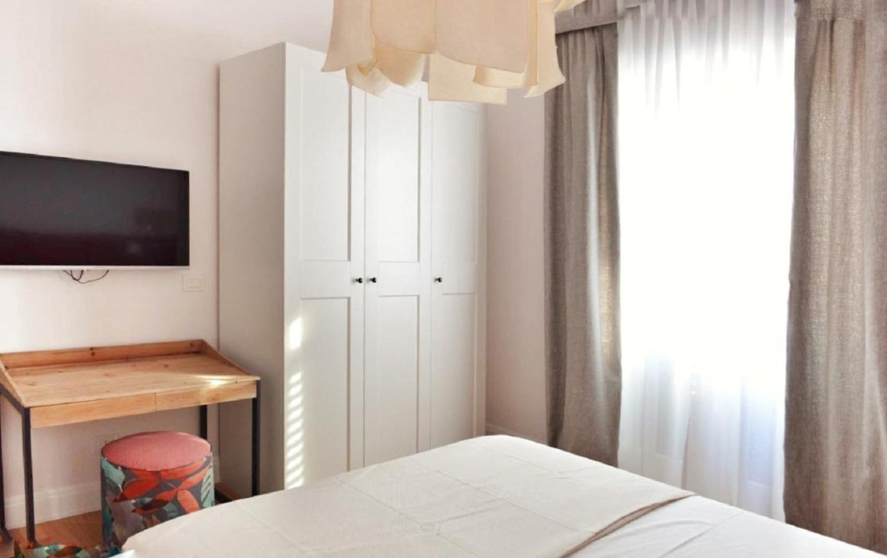 Domus D'Angelo B&B Формия Экстерьер фото
