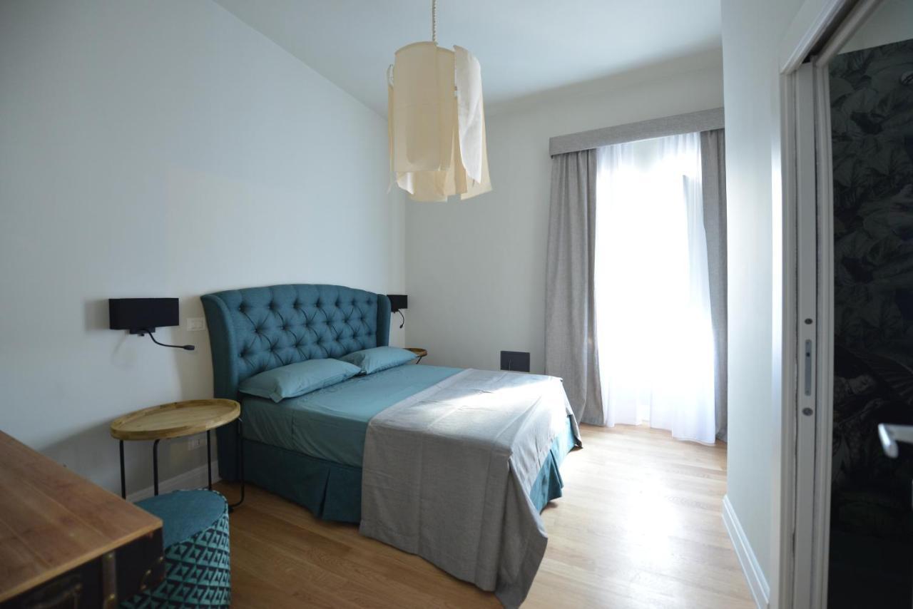 Domus D'Angelo B&B Формия Экстерьер фото